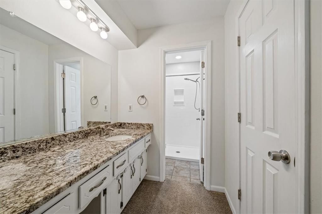 Photo 19 of 41 - 1835 E 153rd Circle
