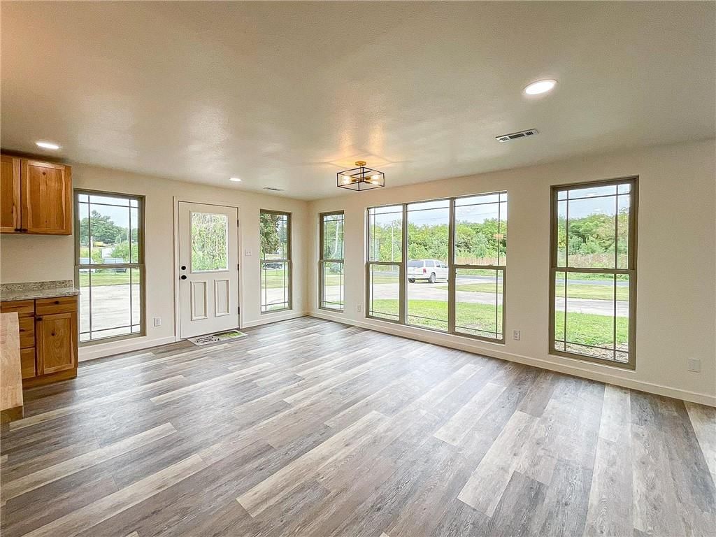 3520 S Park Avenue — photo 11