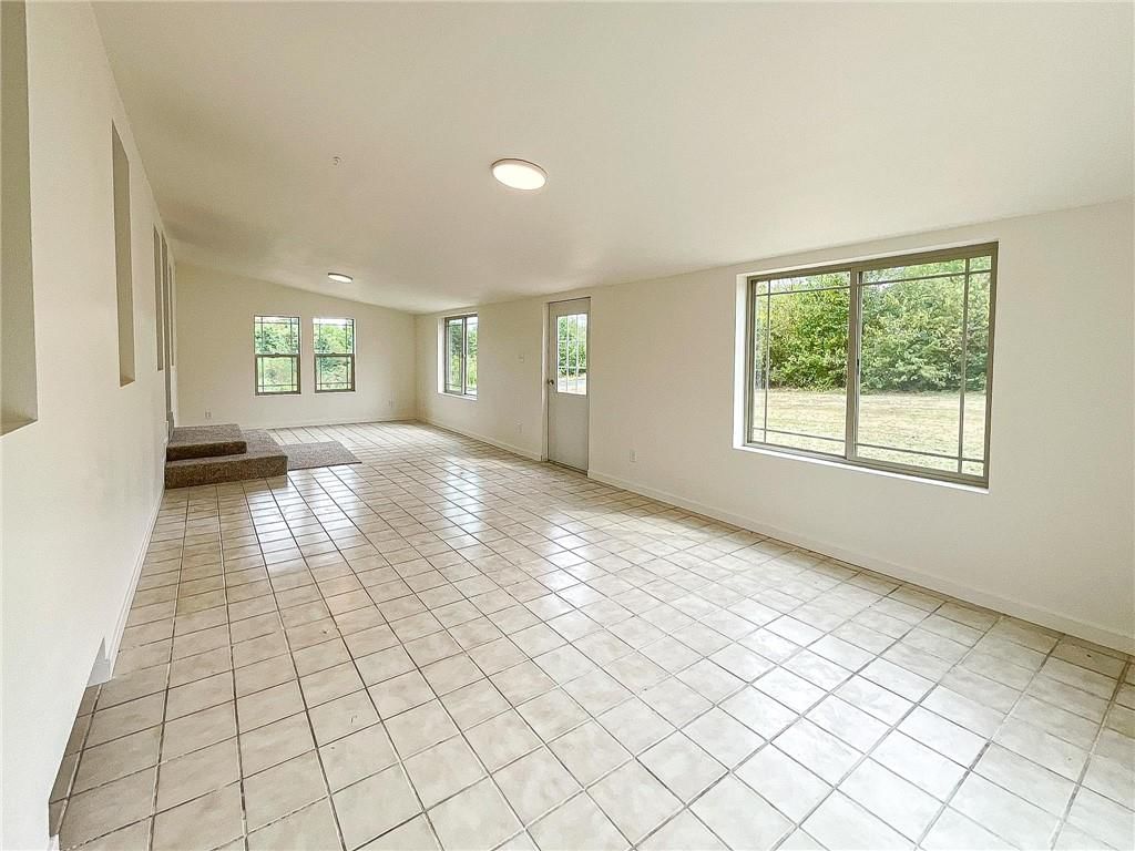 3520 S Park Avenue — photo 33