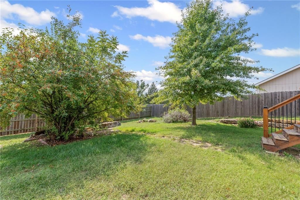 1526 Legend Trail Drive — photo 32