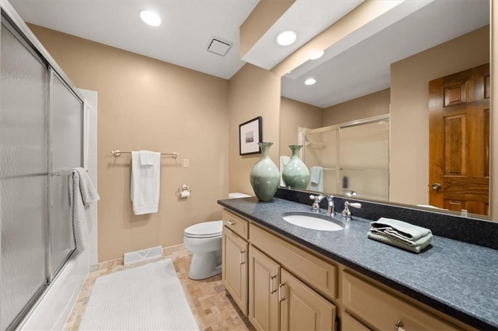 8028 W 116 Street — photo 25