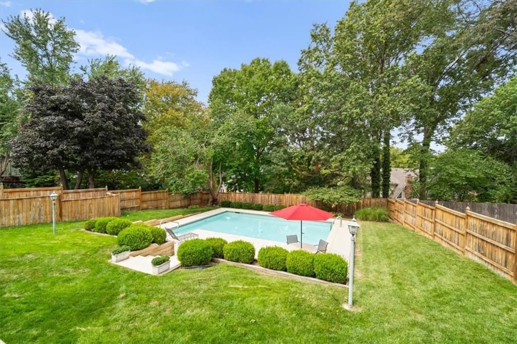 8028 W 116 Street — photo 35