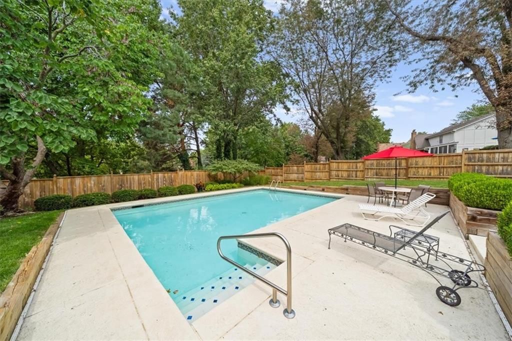 8028 W 116 Street — photo 36
