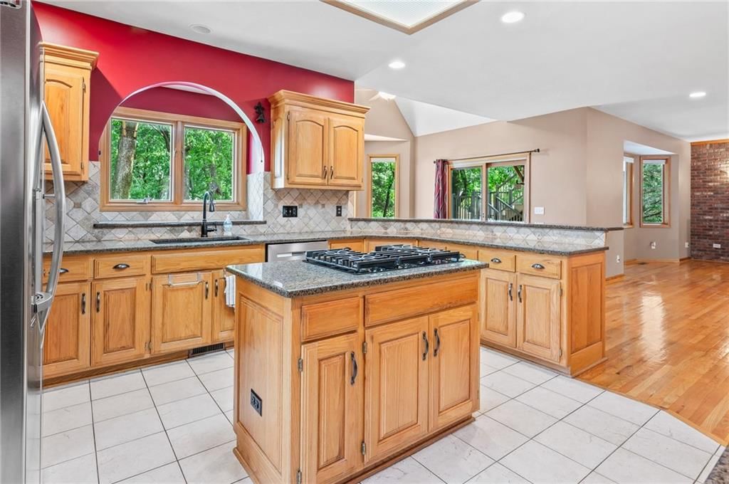 5204 Fox Chase Drive — photo 19