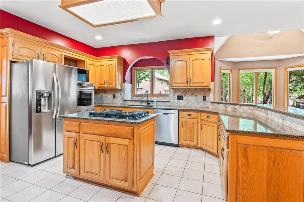 5204 Fox Chase Drive — photo 20