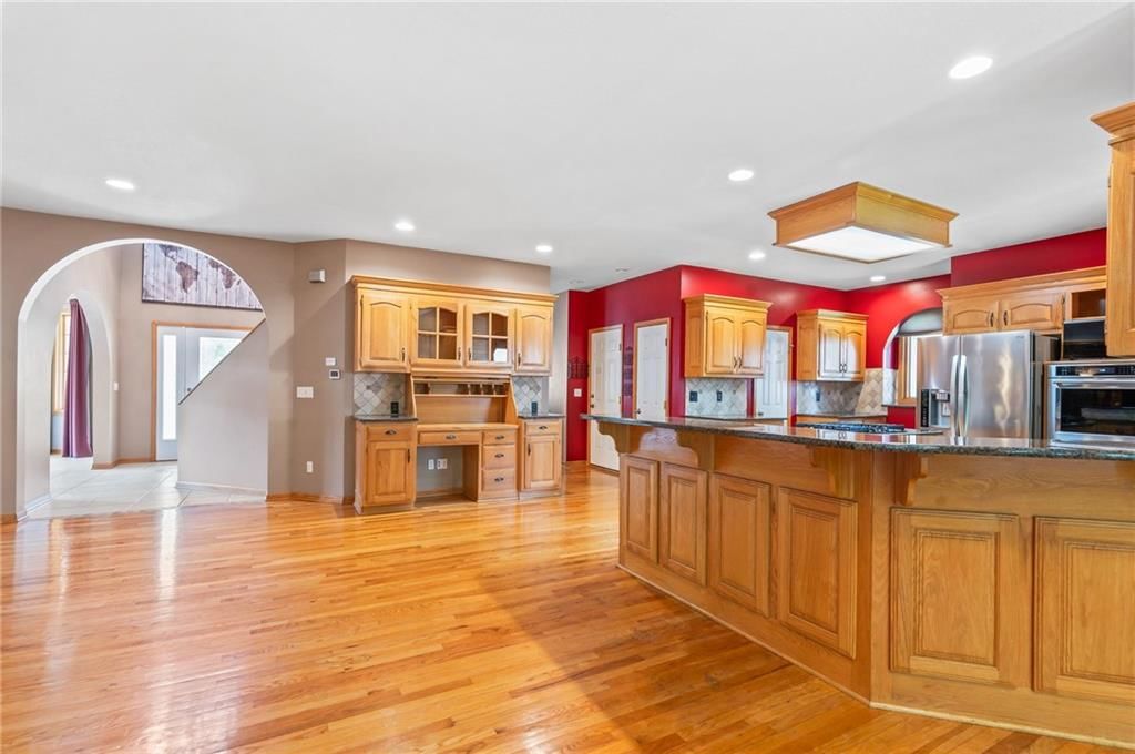 5204 Fox Chase Drive — photo 21