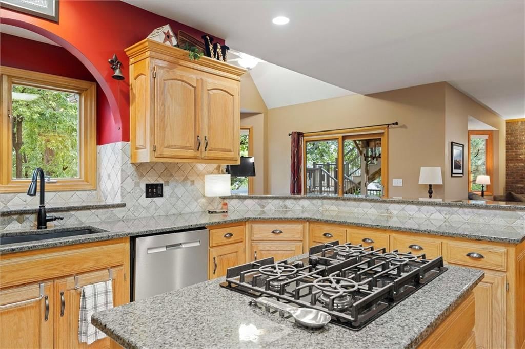 5204 Fox Chase Drive — photo 22