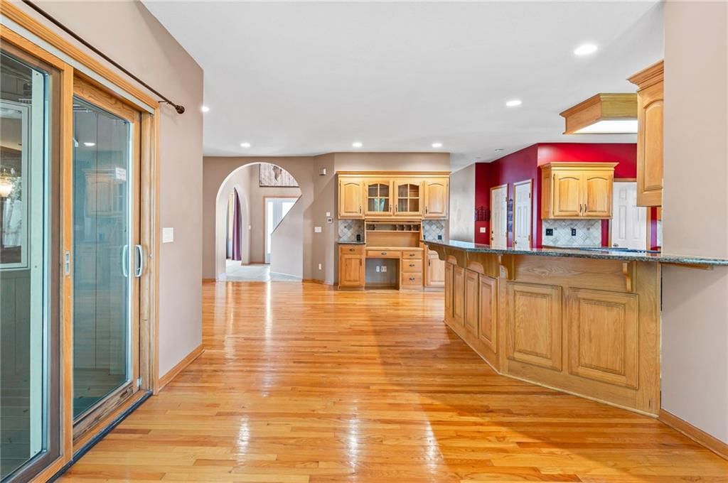 5204 Fox Chase Drive — photo 23