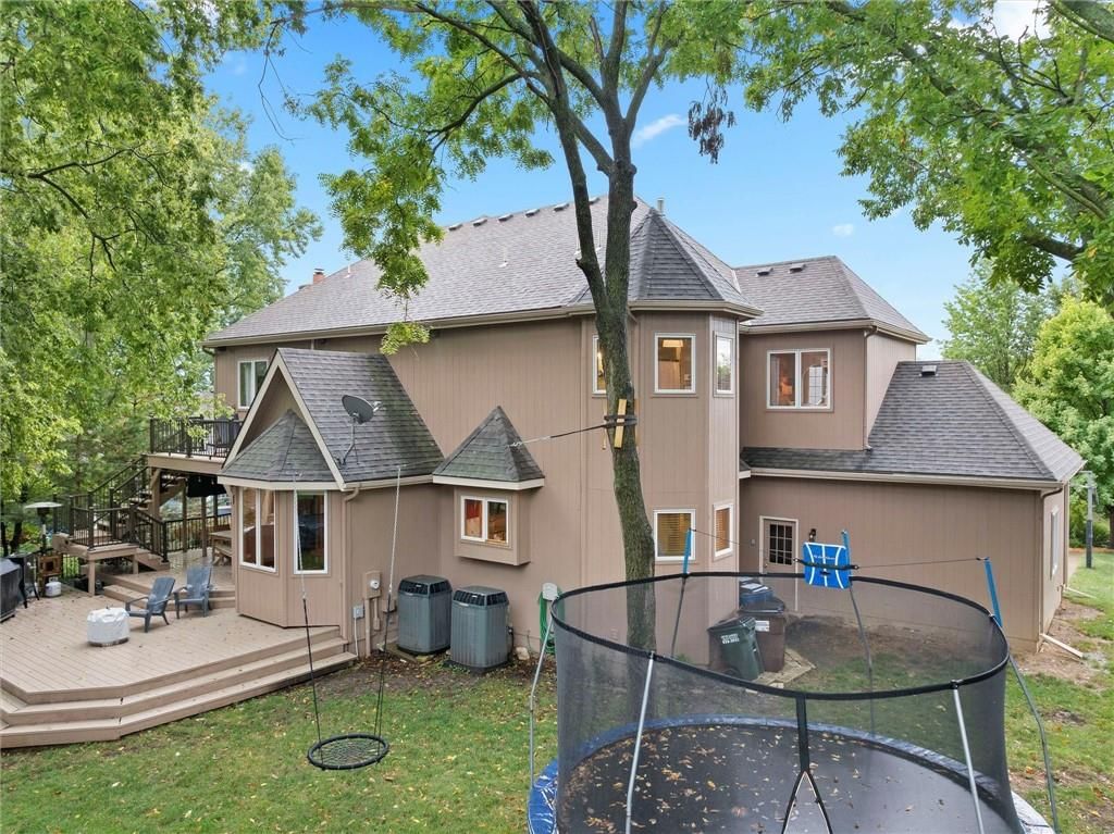 5204 Fox Chase Drive — photo 53