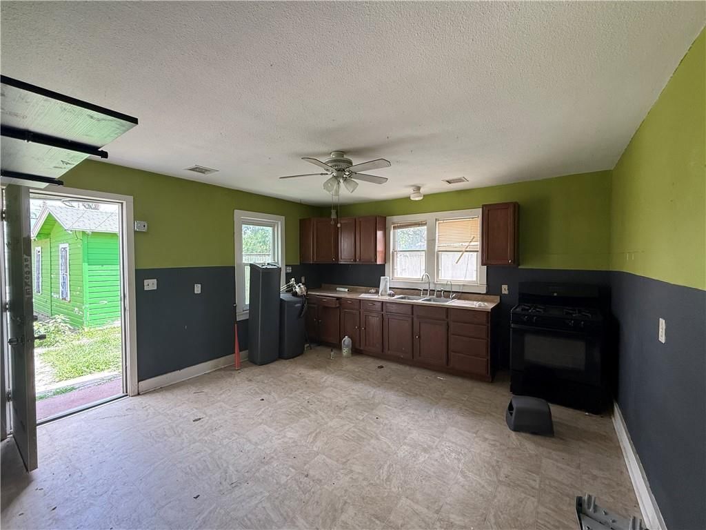 206 First Street — photo 2