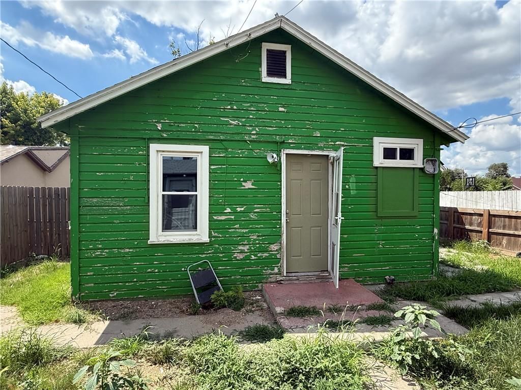 206 First Street — photo 13