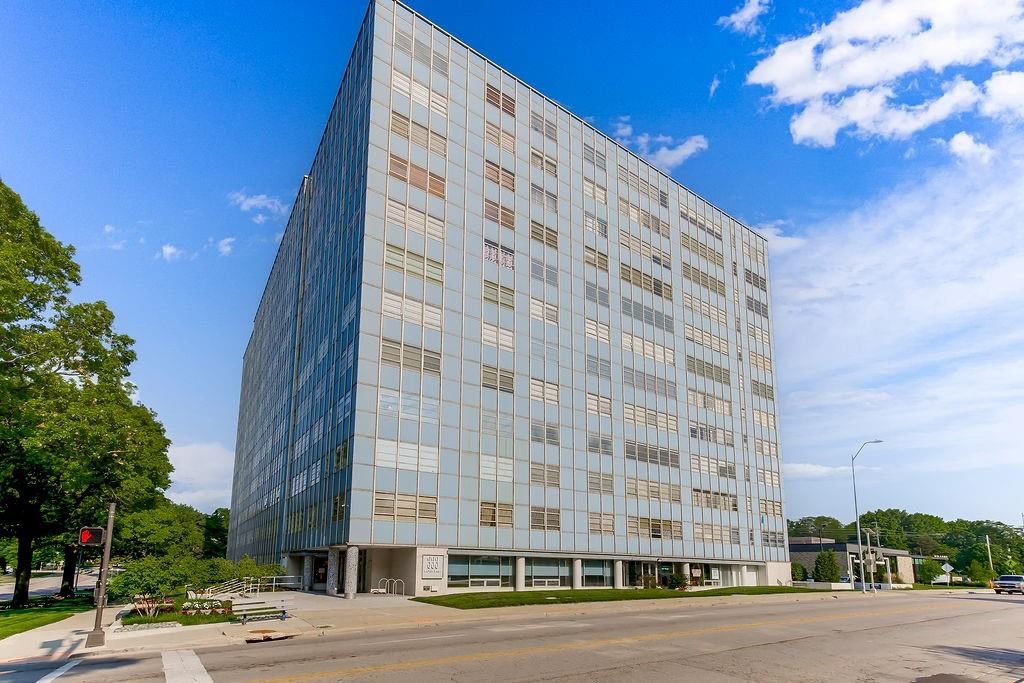 333 W Meyer Boulevard, Kansas City, MO