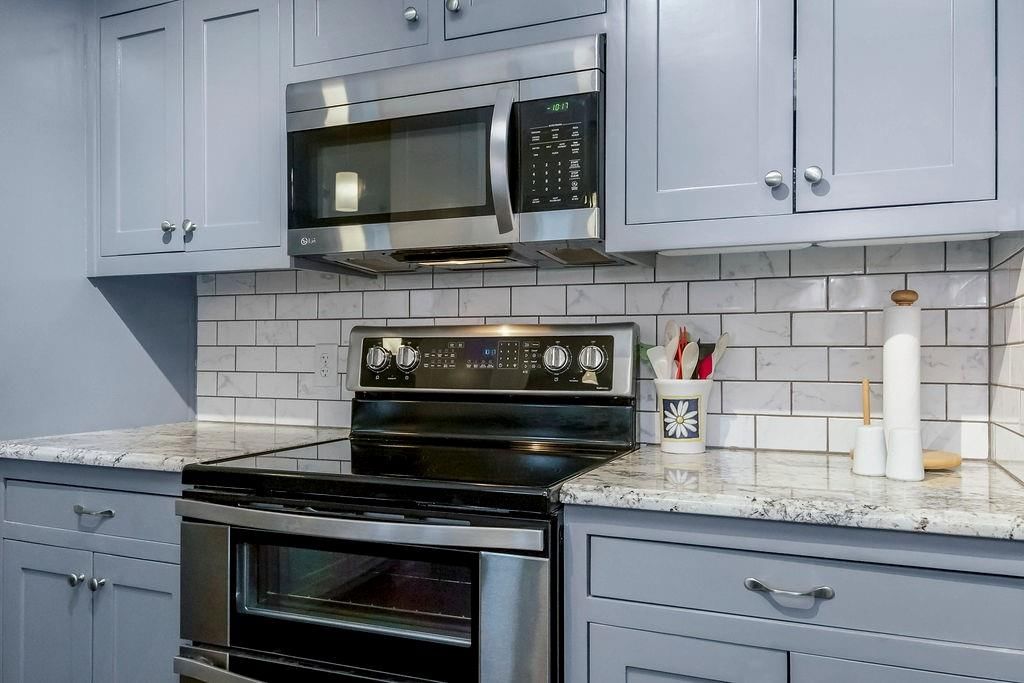 333 W Meyer Boulevard — photo 14