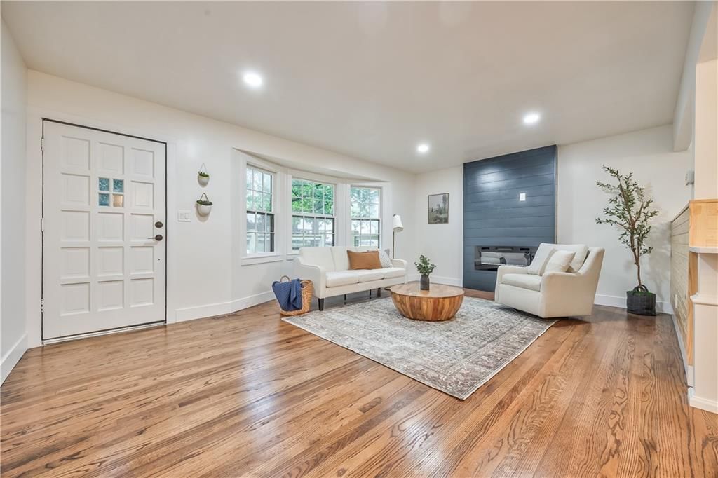 5509 W 50th Terrace — photo 4
