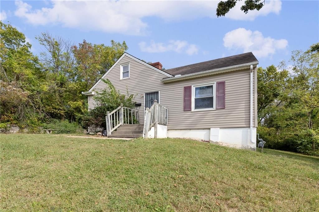 3721 Elmwood Avenue — photo 3