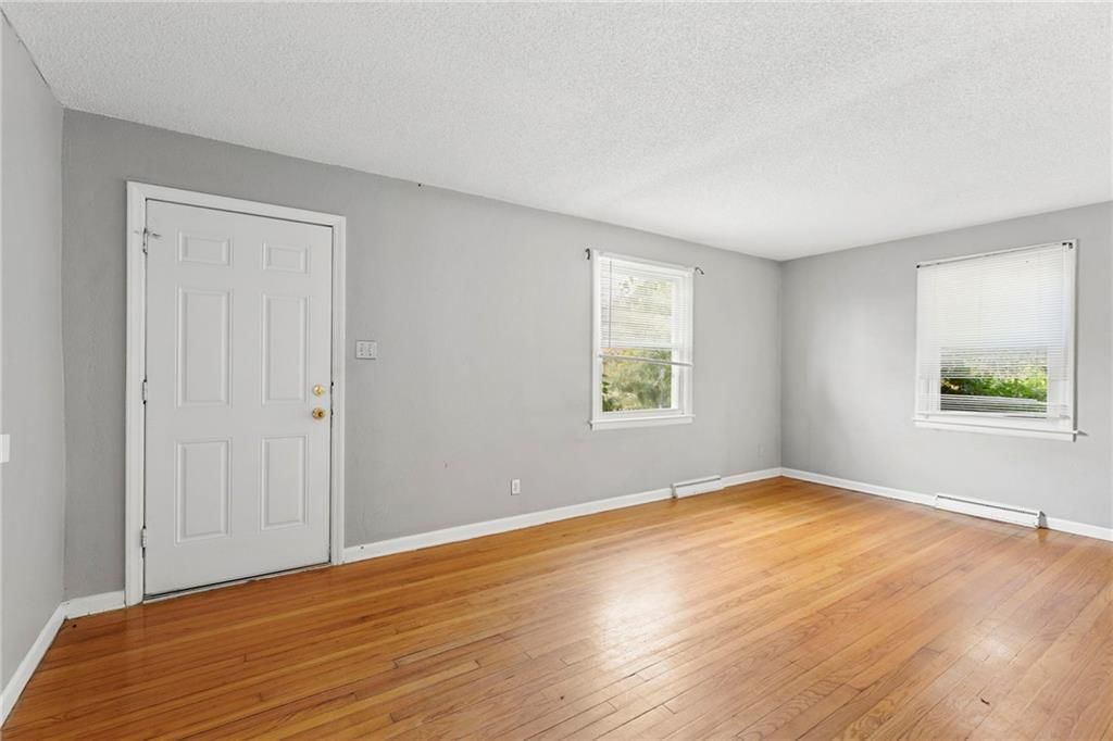3721 Elmwood Avenue — photo 6