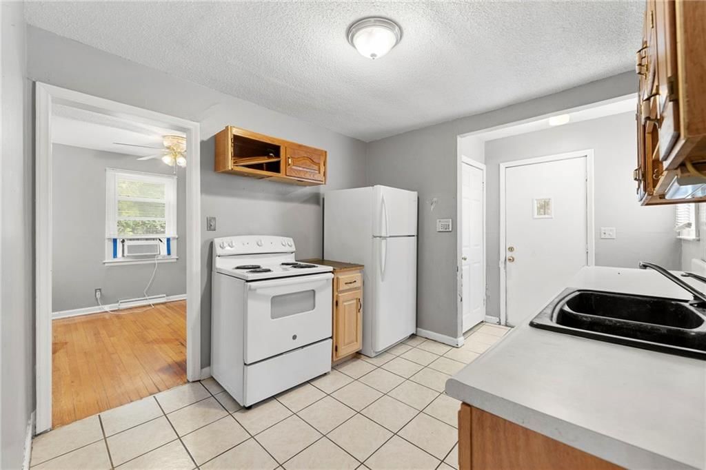 3721 Elmwood Avenue — photo 11