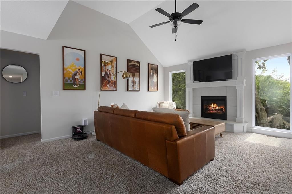Photo 6 of 37 - 6125 NE 118th Street