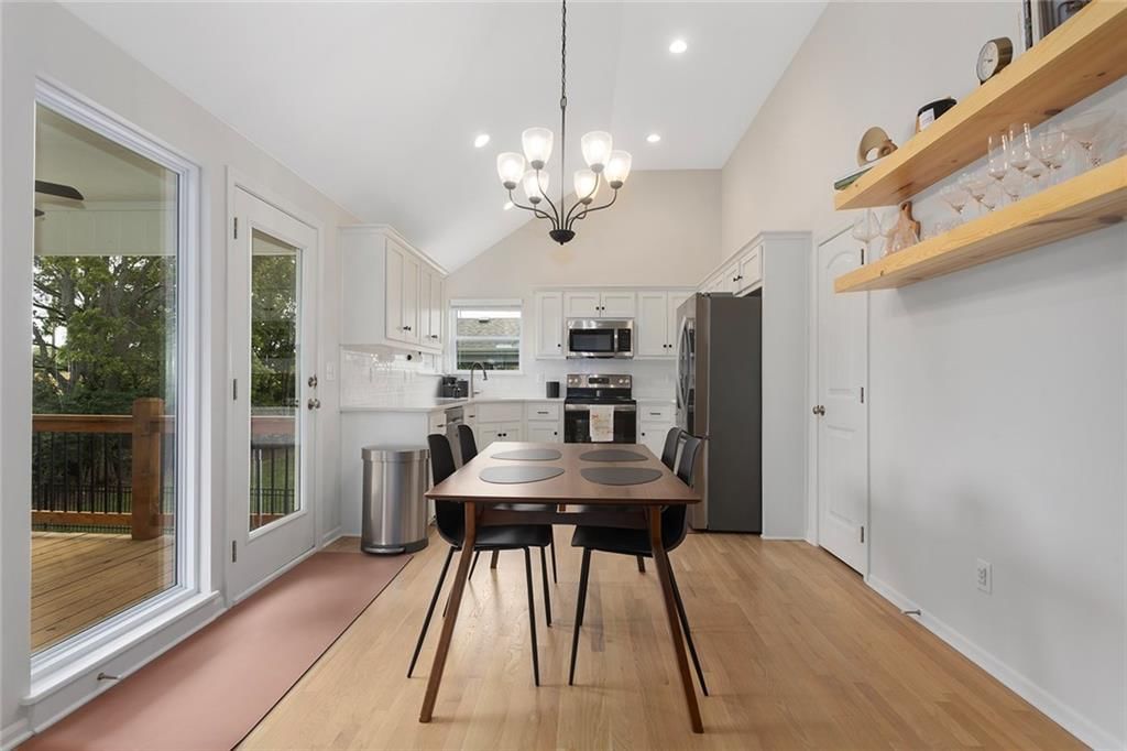 Photo 8 of 37 - 6125 NE 118th Street