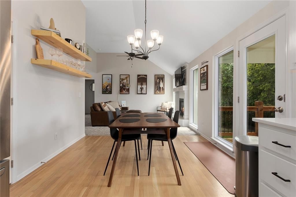 Photo 11 of 37 - 6125 NE 118th Street