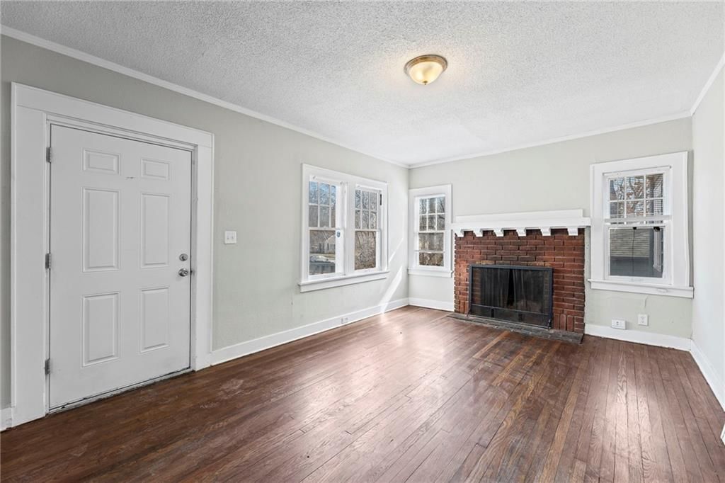 7570 Olive Street — photo 3