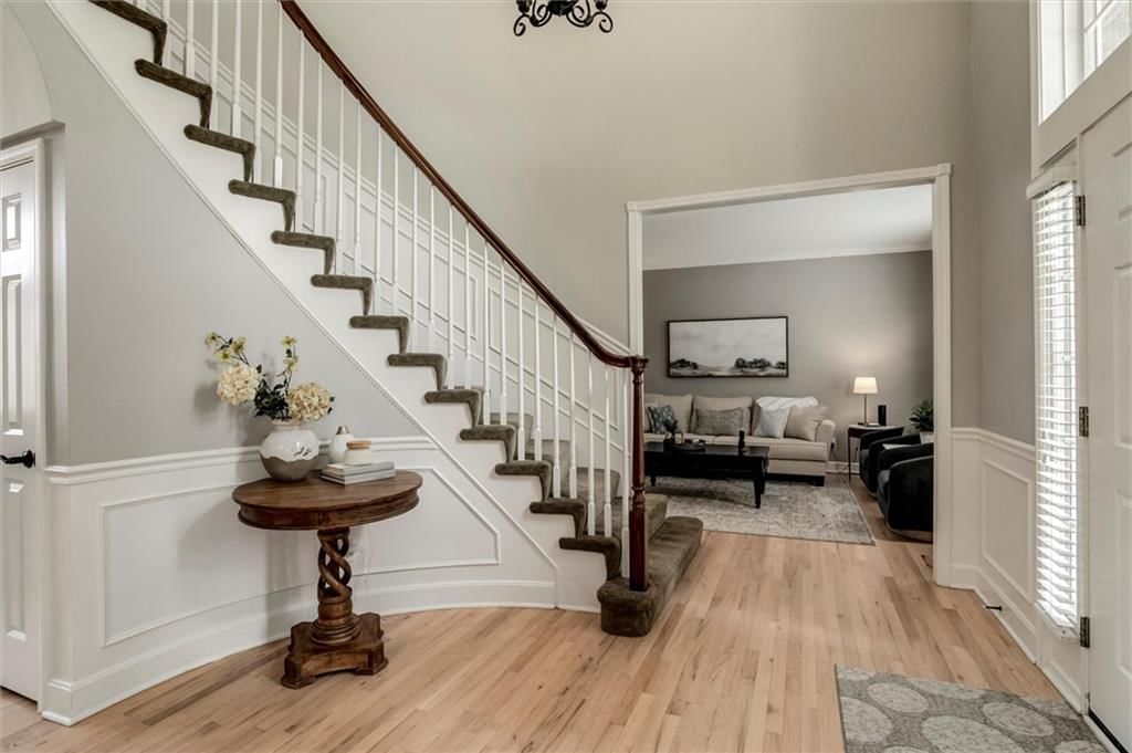 14549 Windsor Drive — photo 3