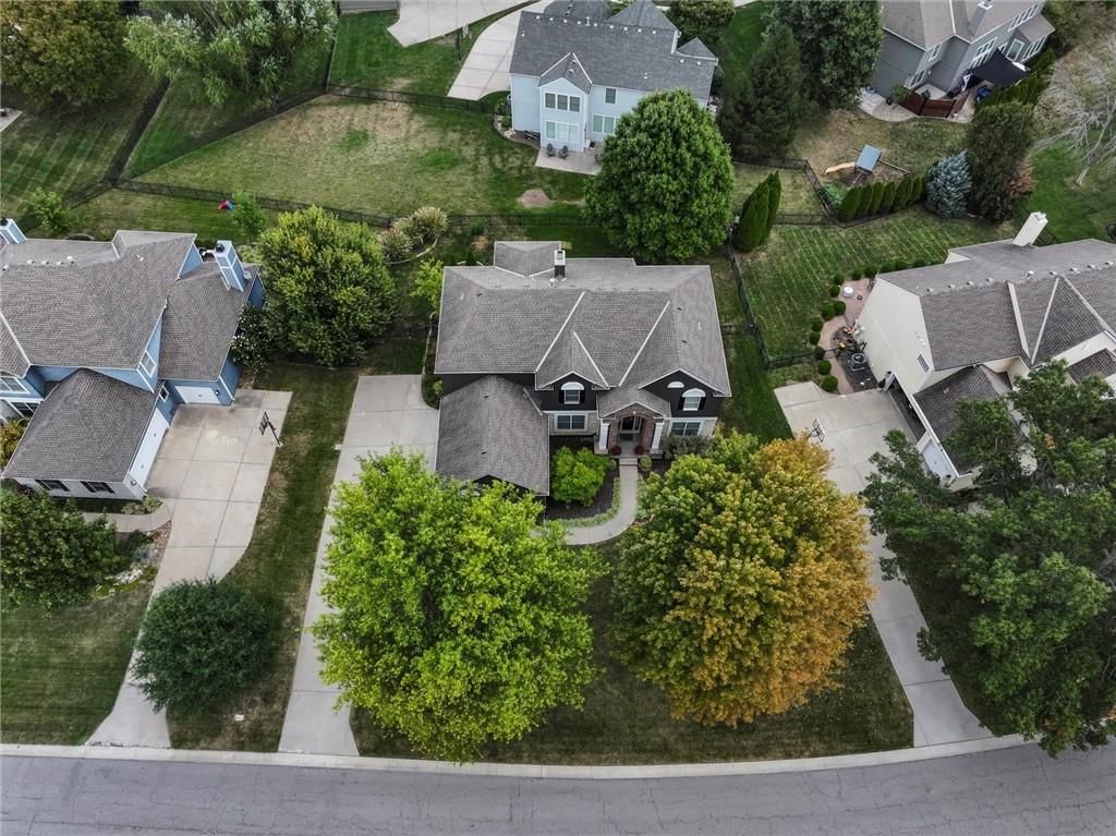 14549 Windsor Drive — photo 32