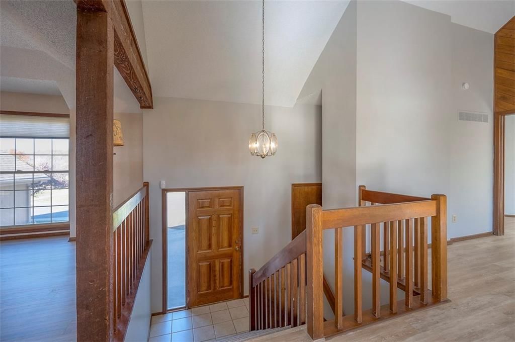 4910 NE Pebble Beach Street — photo 5