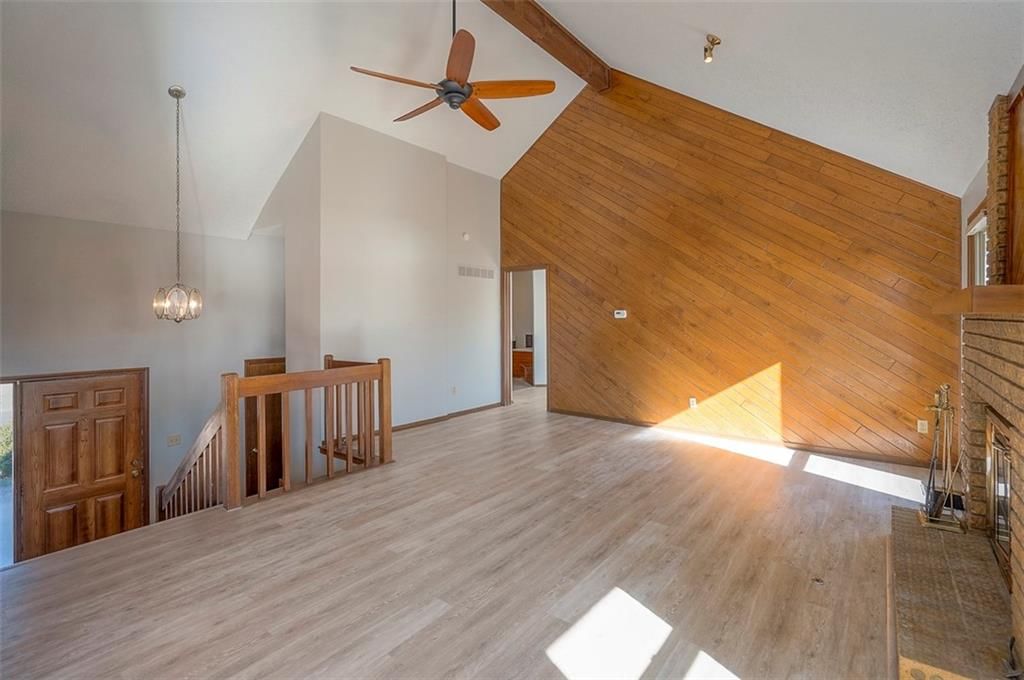 4910 NE Pebble Beach Street — photo 8