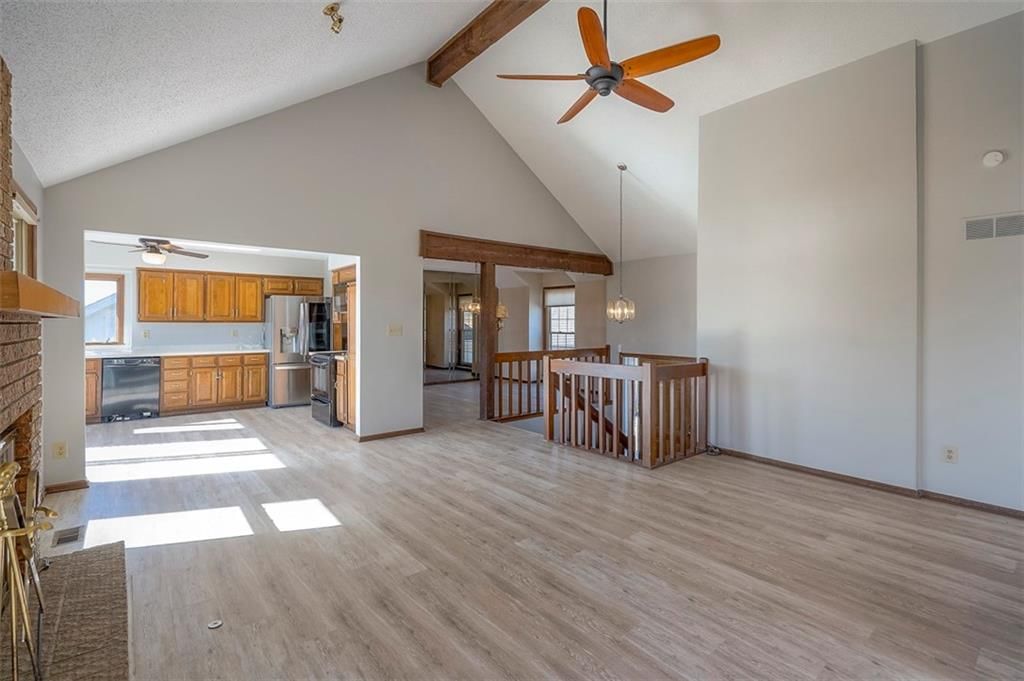 4910 NE Pebble Beach Street — photo 9
