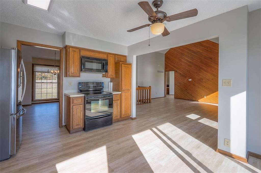 4910 NE Pebble Beach Street — photo 17