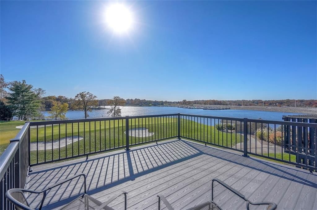 4910 NE Pebble Beach Street — photo 31