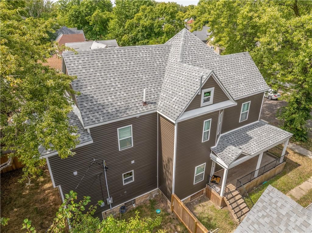 807 W 7th Street — photo 4