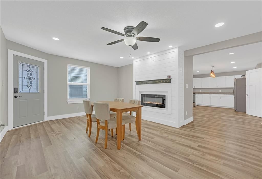807 W 7th Street — photo 10