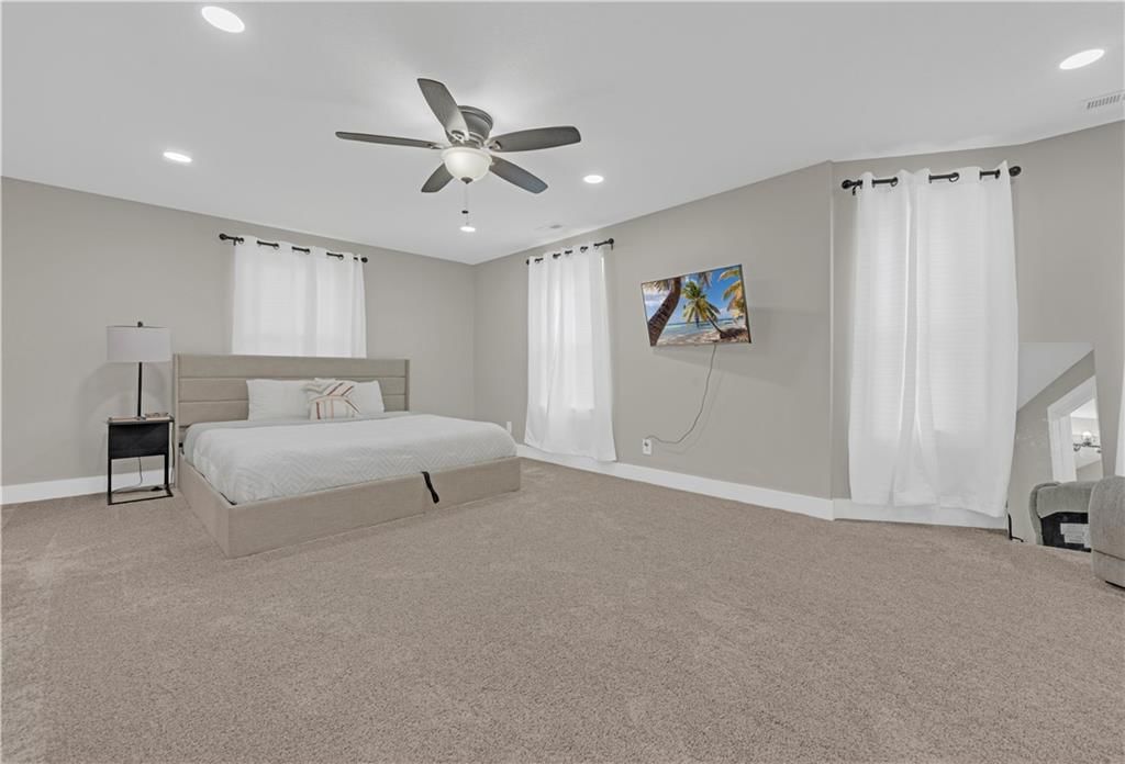 807 W 7th Street — photo 16