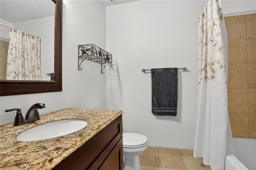 1003 Silver Lake Drive — photo 10