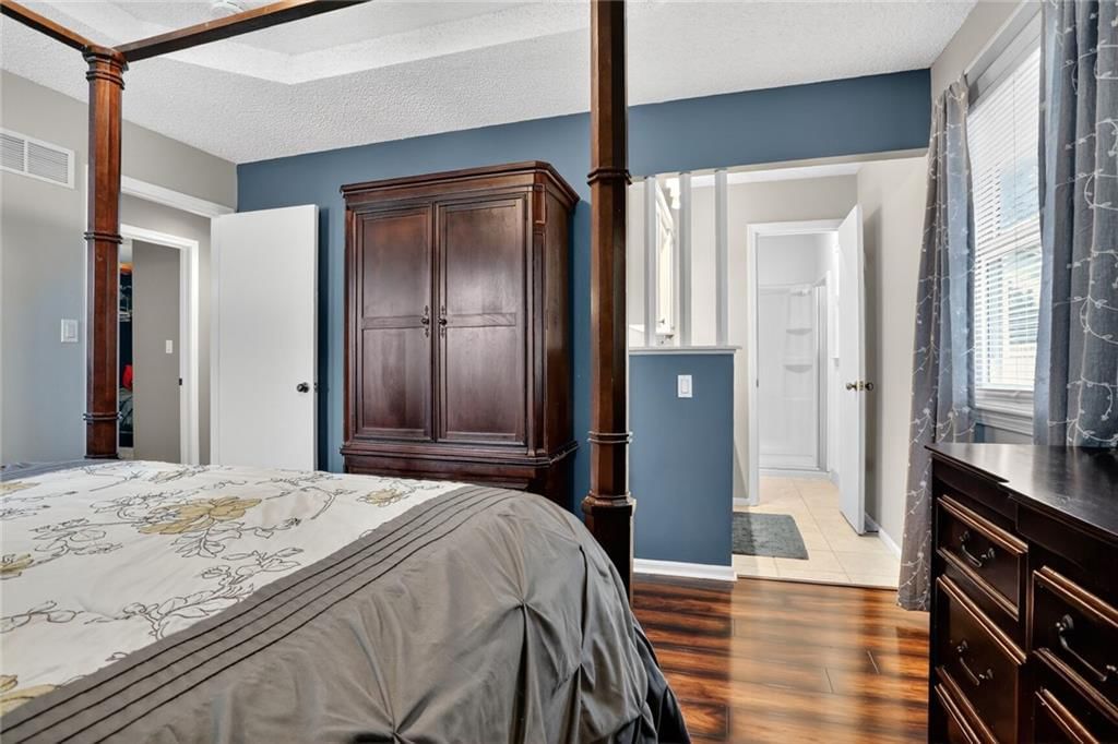 1003 Silver Lake Drive — photo 12