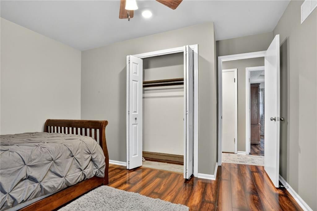 1003 Silver Lake Drive — photo 18