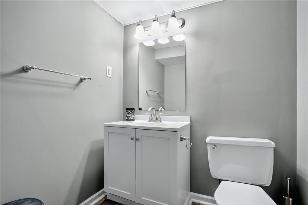 1003 Silver Lake Drive — photo 21