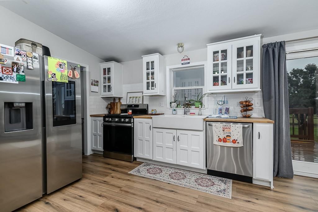 22090 Linwood Road — photo 14