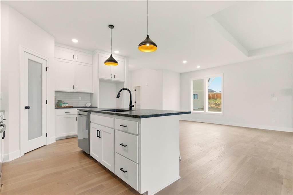 7900 SE Hoot Owl Street — photo 12