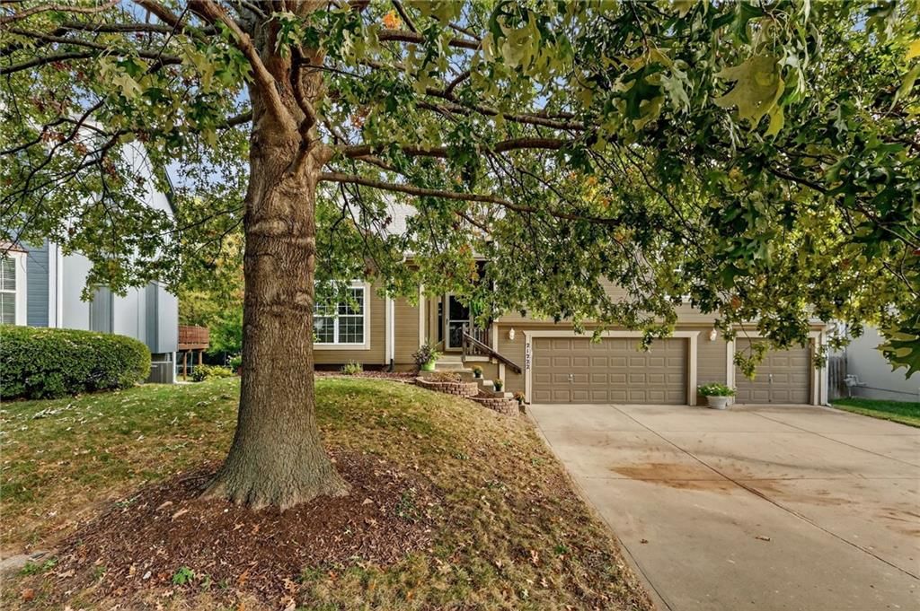 21222 W 48TH Street — photo 46