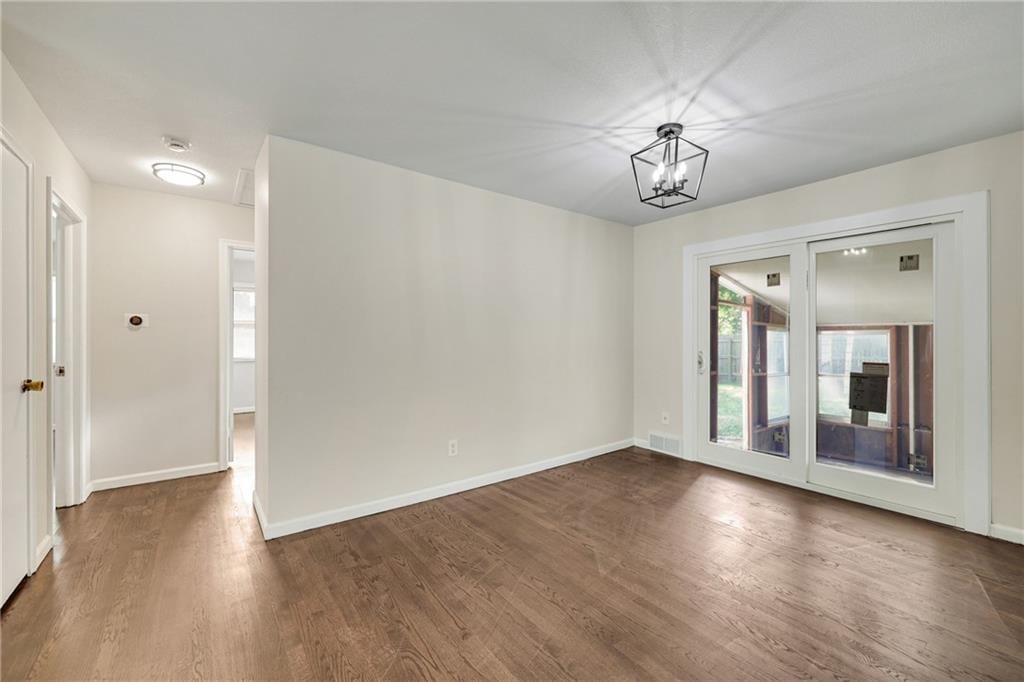 519 SE 4th Street Terrace — photo 3