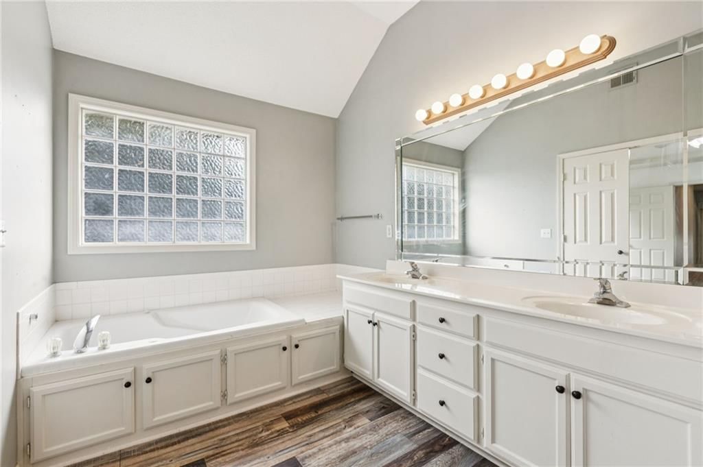 7417 N Wallace Avenue — photo 31