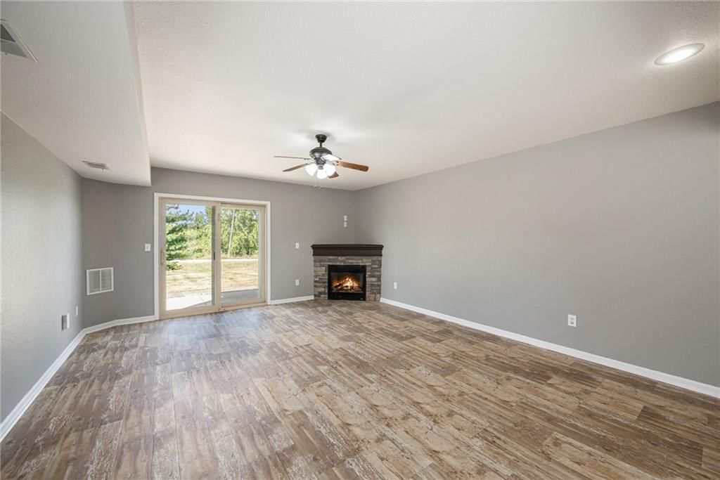11630 N Ewing Avenue — photo 10