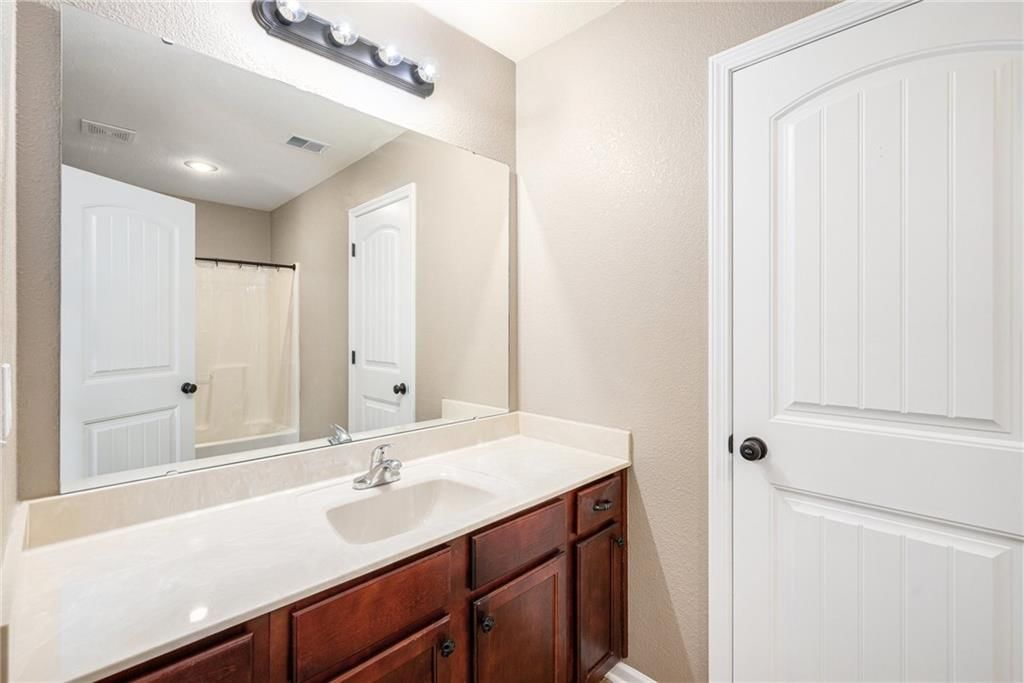 11630 N Ewing Avenue — photo 22