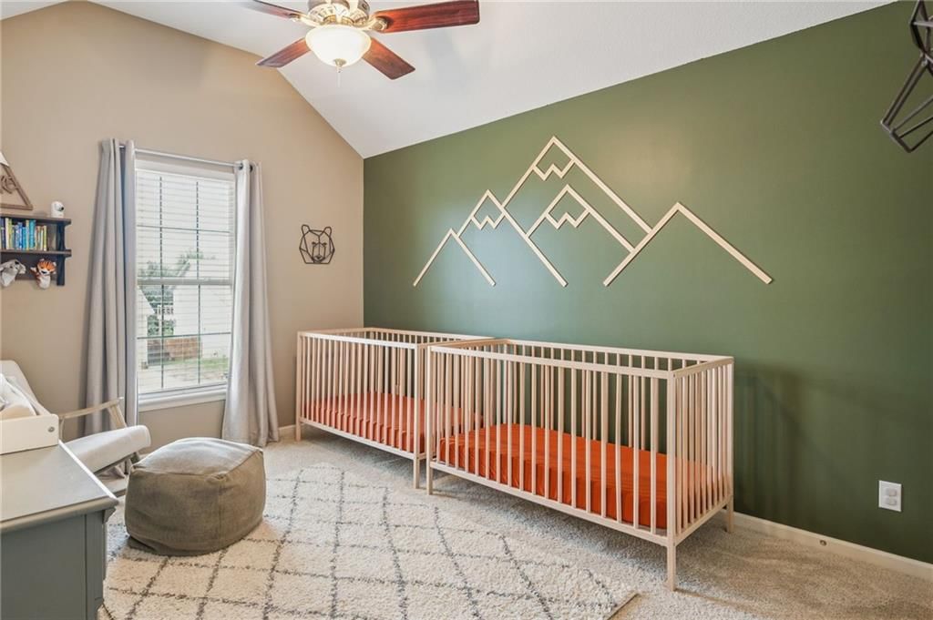 905 Crestridge Drive — photo 16