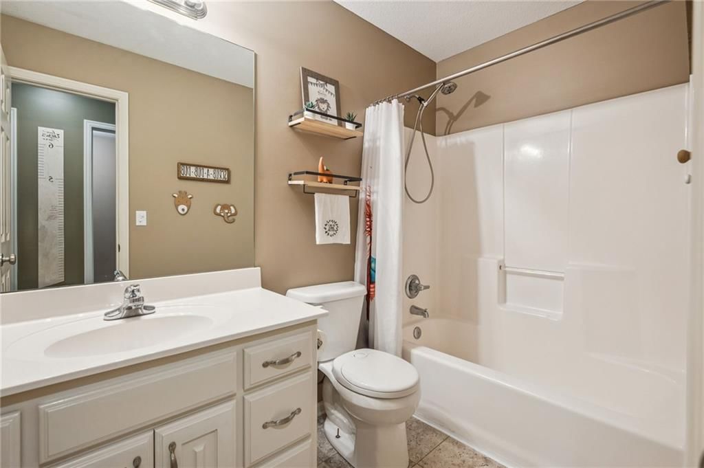 905 Crestridge Drive — photo 18