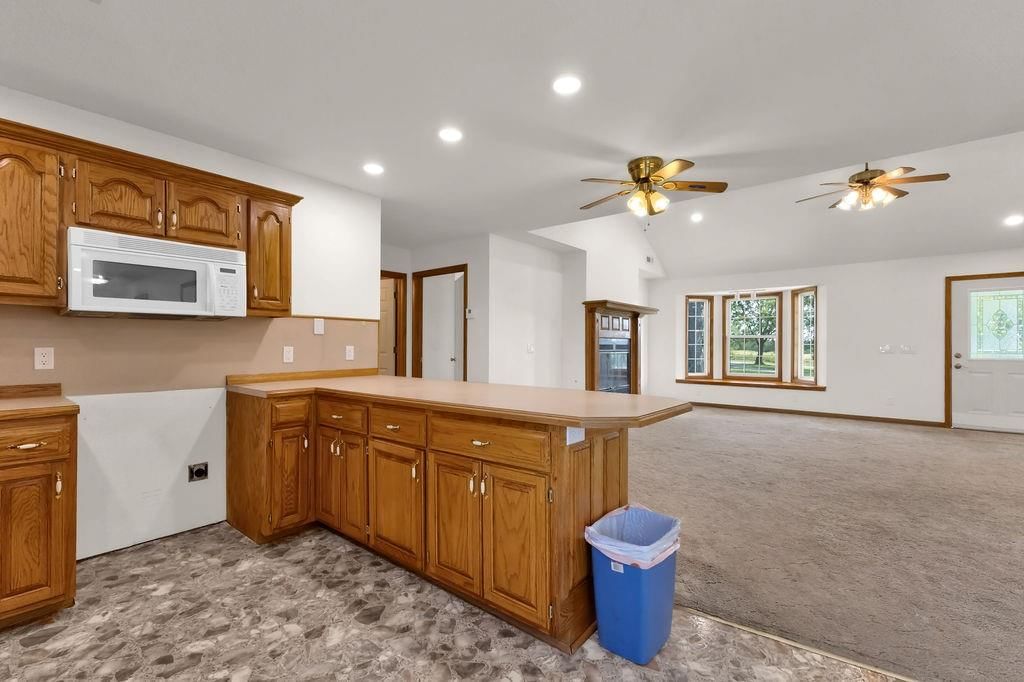 Photo 11 of 42 - 31733 151st Street