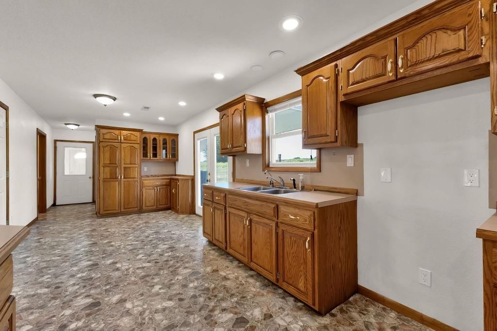 Photo 12 of 42 - 31733 151st Street